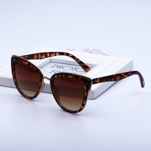 Fashion Cat Eye Vintage Gradient Glasses UV400 Sunglasses for Ladies, Black, Brown