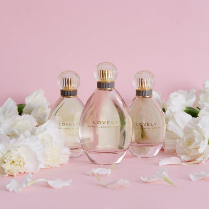 Sarah Jessica Parker Lovely Eau de Parfum for Women 100ml Spray, Delicate Female Perfume, Fragrance For Women, Women's Eau de Perfume for Travel, Womens Perfumes - Genuine SJP Perfume for Women
