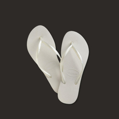 Havaianas - Slim, Stylish, Durable and Versatile Flip-Flops, with Textured Sole for Grip and Support, Women