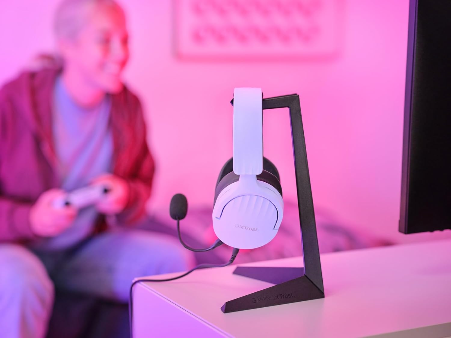 Trust Gaming GXT 489 Fayzo Gaming Headset for PC, PS5, PS4, Xbox Series X|S, Switch, Mobile, 3.5 mm Jack, 35% Recycled Plastics, Over-Ear Wired Headphones with Noise Cancelling Microphone - Purple