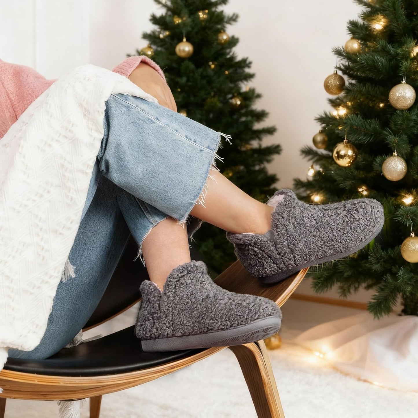 FamilyFairy Women's Memory Foam Boots Slippers Warm Shearling Bootie Soft Plush Fleece Comfy House Shoes Outdoor Indoor Rubber Sole