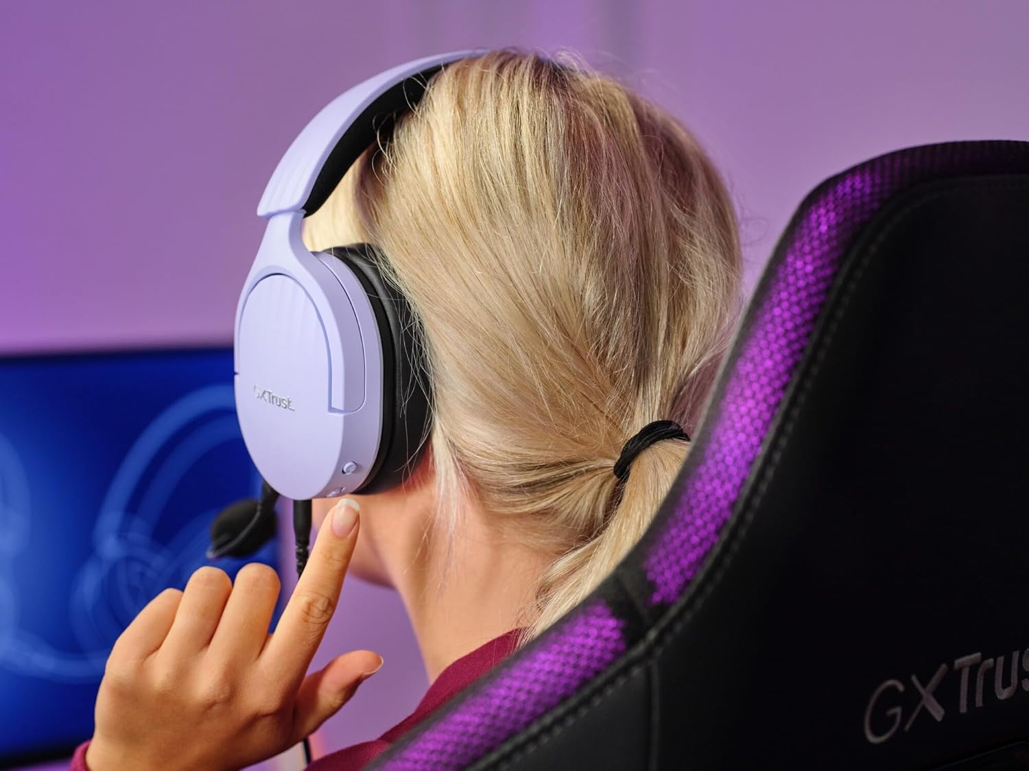 Trust Gaming GXT 489 Fayzo Gaming Headset for PC, PS5, PS4, Xbox Series X|S, Switch, Mobile, 3.5 mm Jack, 35% Recycled Plastics, Over-Ear Wired Headphones with Noise Cancelling Microphone - Purple