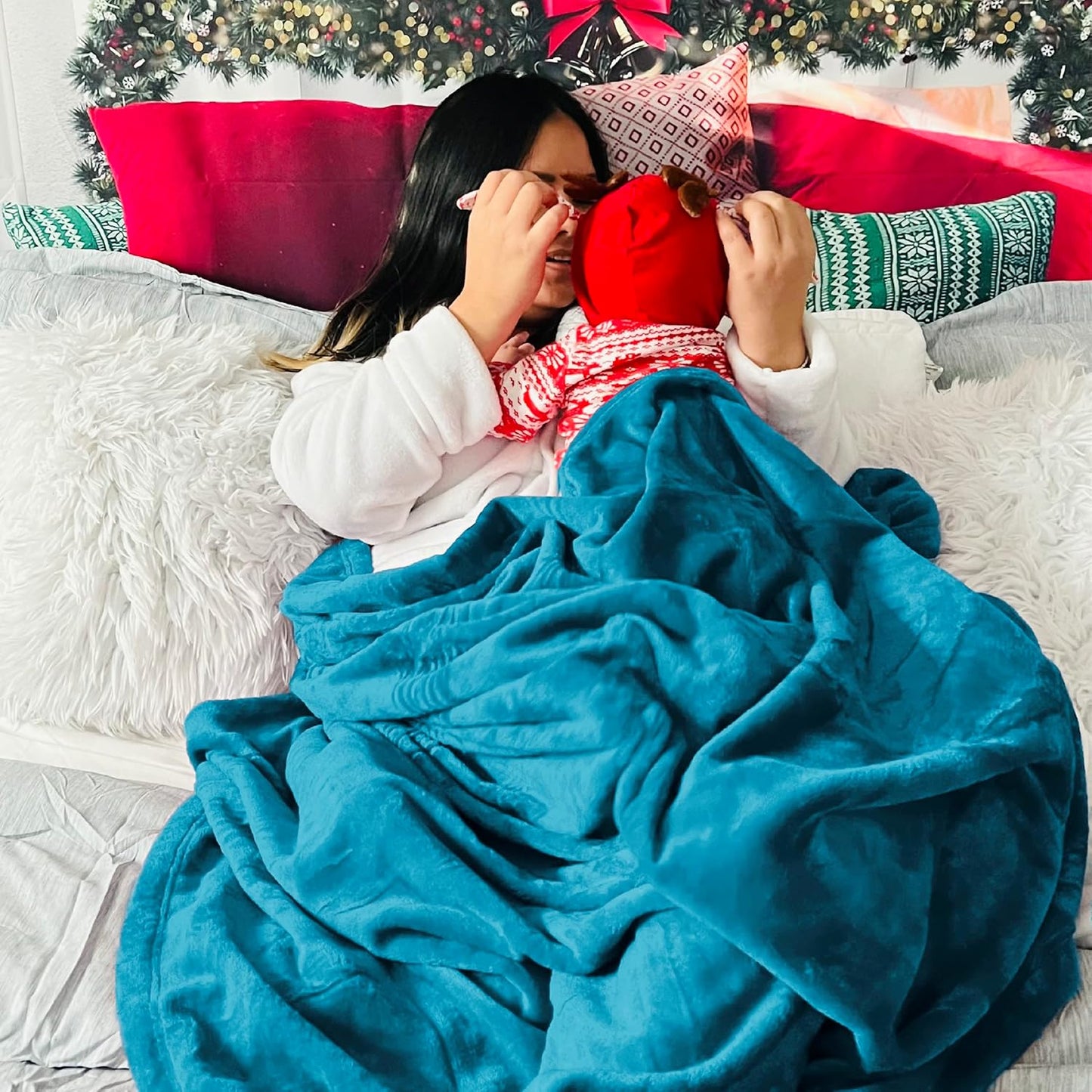 Bedsure Fleece Blanket for Bed - Soft Cosy Fluffy Throw Blankets, Warm Large Throws for Audlts, Teal, 220x240 cm