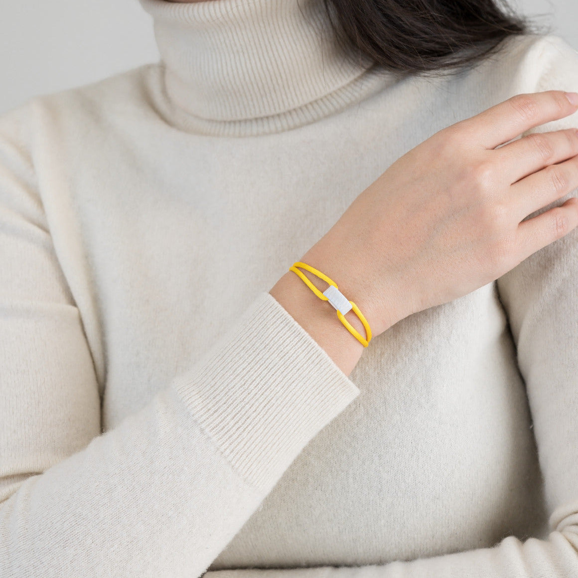 Snow Regent Cord Bracelet