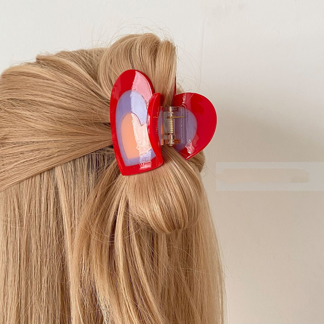 Retro Love Hair Punch