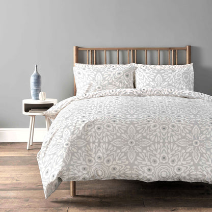 OLIVIA ROCCO Luxury Super Soft Cotton Rich Duvet Sets Easycare Comfortable Bedding Includes Duvet Cover & Pillowcases in Single Double King Size