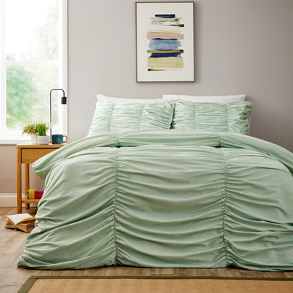 OLIVIA ROCCO Textured Pintuck Ruffles Pleated Microfibre Duvet Cover Sets with Pillowcases Soft Breathable Easy Care Bedding Set Quilt Covers